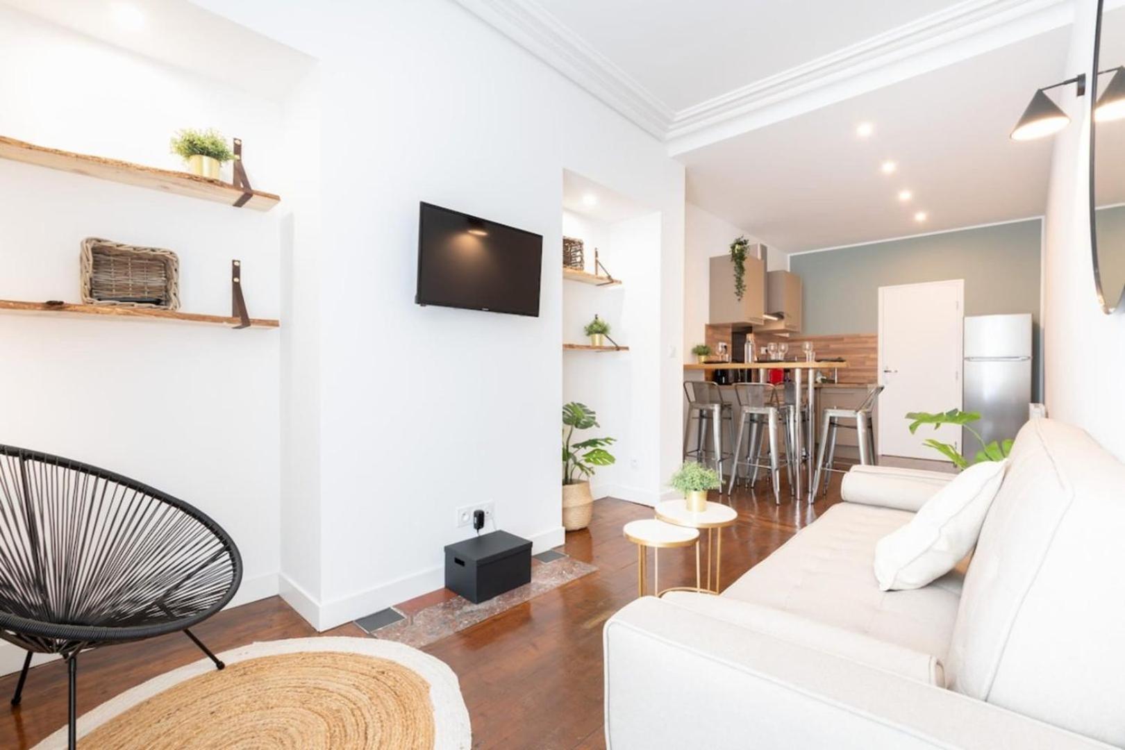 Renovated Apartment 3Bed 2Bath 릴 외부 사진