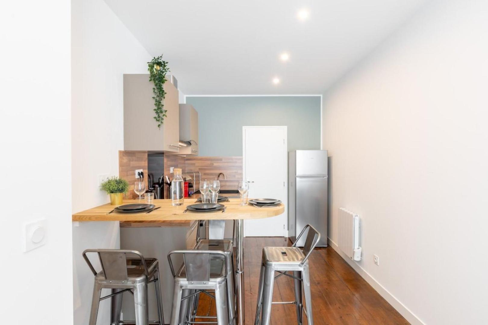 Renovated Apartment 3Bed 2Bath 릴 외부 사진