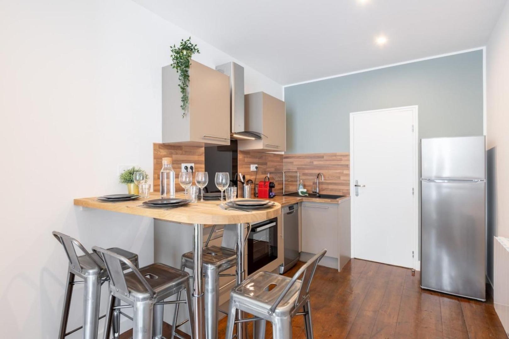 Renovated Apartment 3Bed 2Bath 릴 외부 사진