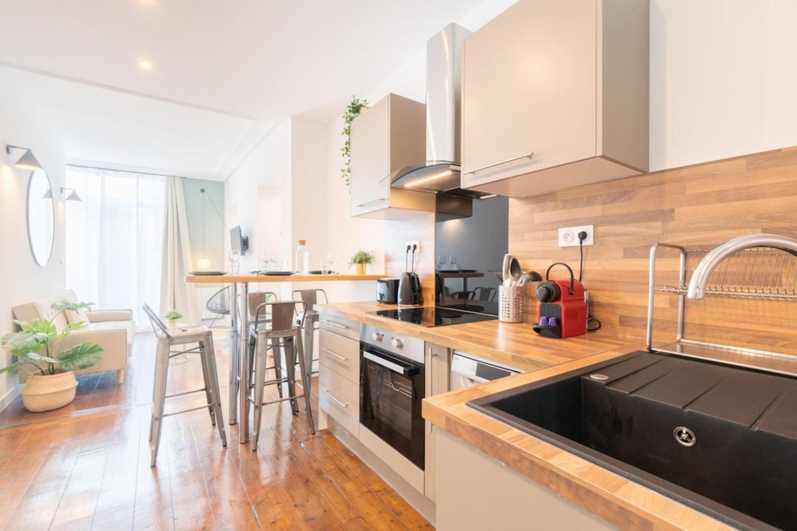 Renovated Apartment 3Bed 2Bath 릴 외부 사진